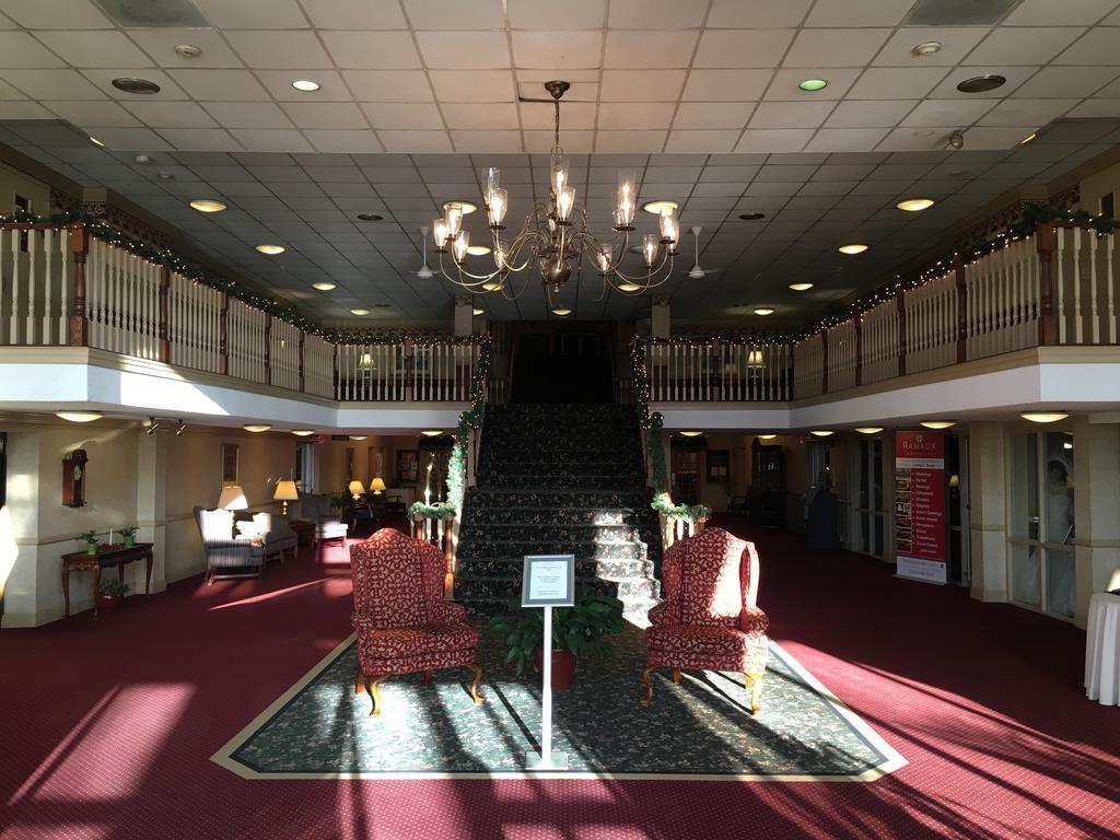 Ramada Conference Center Hotel Morgantown Exterior foto